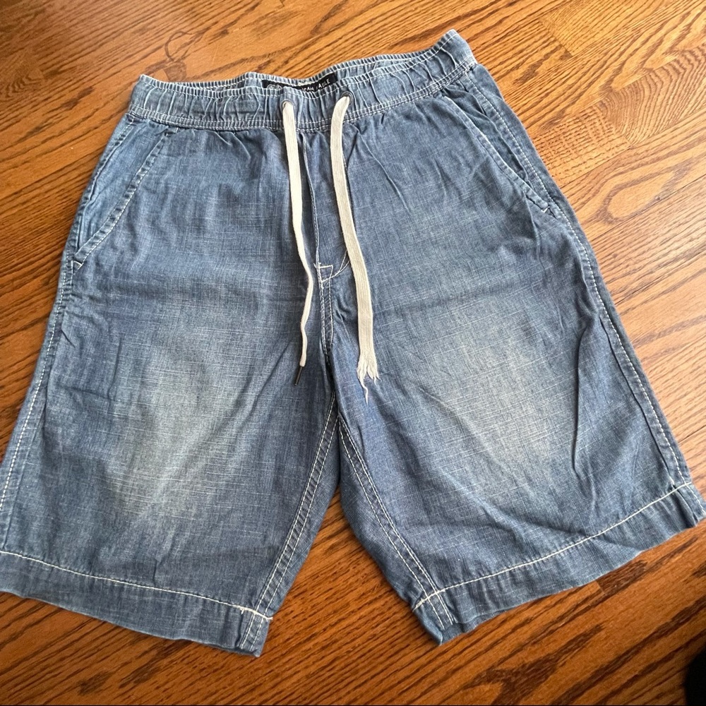 American Eagle shorts size extra small